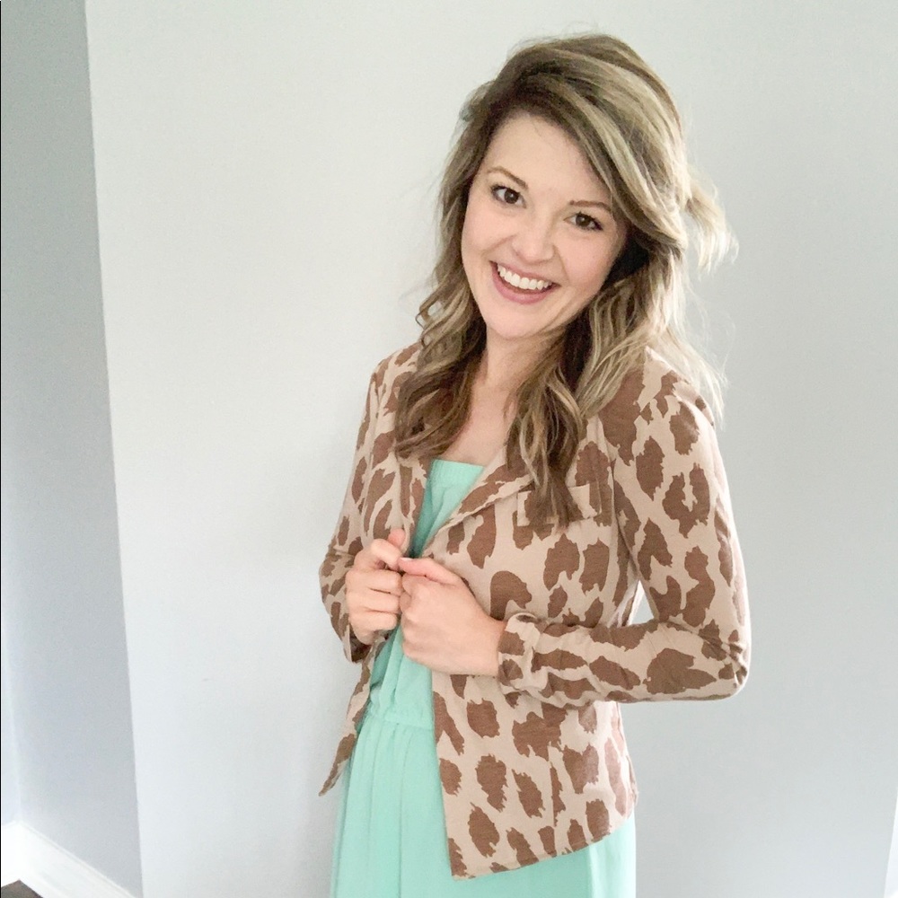 Wet Seal Relaxed Fit Blazer [Lightly Worn]